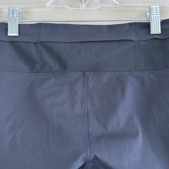 On Run on Clouds Black Leggings Tights Long - Picture 8 of 9